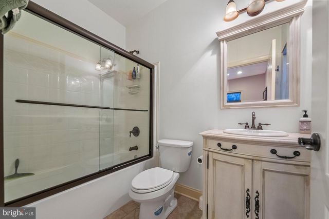 2 GRACE COURT, Plainsboro, NJ 08536