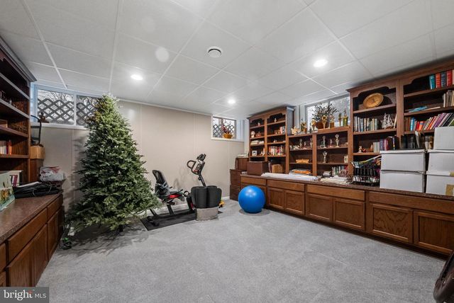 2 GRACE COURT, Plainsboro, NJ 08536