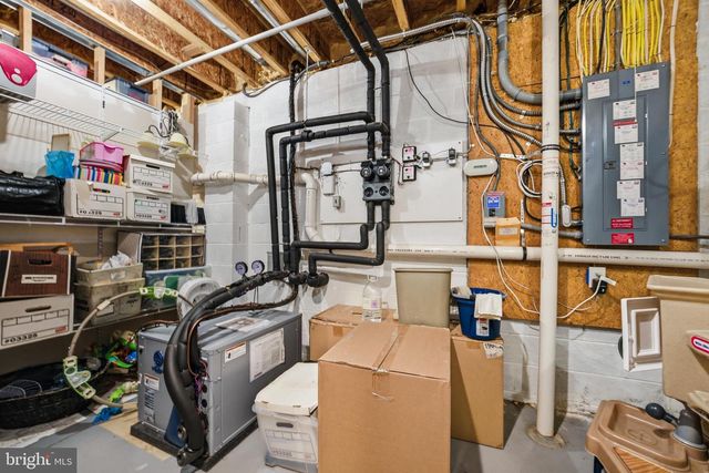 2 GRACE COURT, Plainsboro, NJ 08536