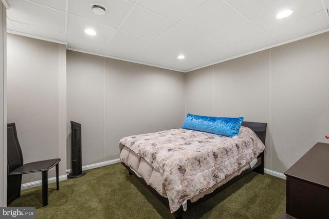 2 GRACE COURT, Plainsboro, NJ 08536