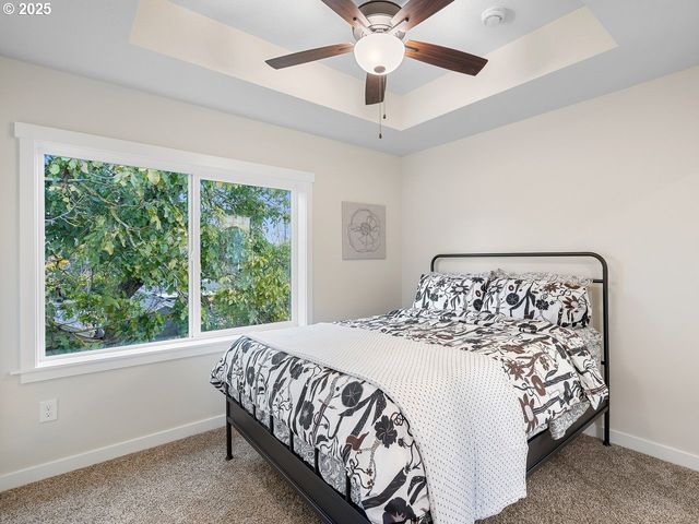 2515 N Winchell St, Portland, OR 97217