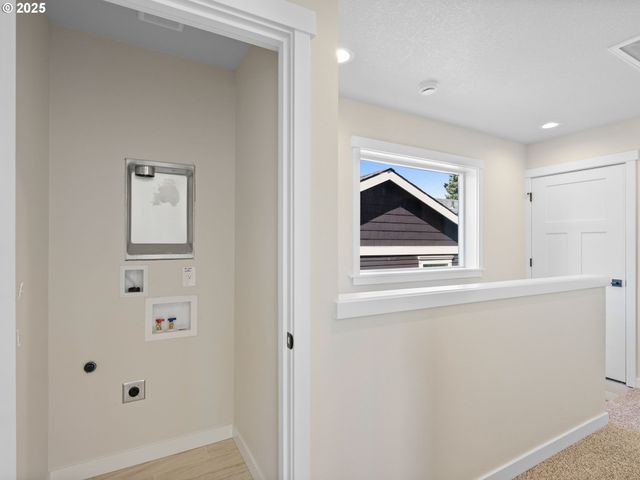 2515 N Winchell St, Portland, OR 97217