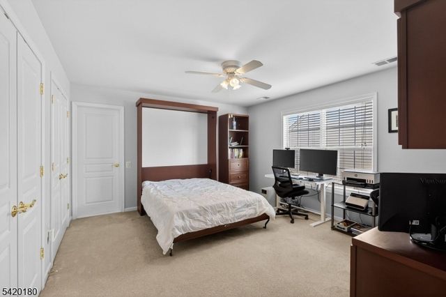 314 Biltmore Ln, Franklin Twp., NJ 08873