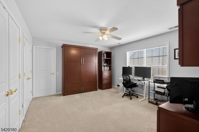 314 Biltmore Ln, Franklin Twp., NJ 08873