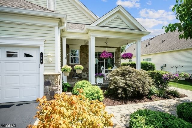 314 Biltmore Ln, Franklin Twp., NJ 08873
