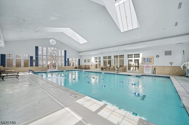 314 Biltmore Ln, Franklin Twp., NJ 08873