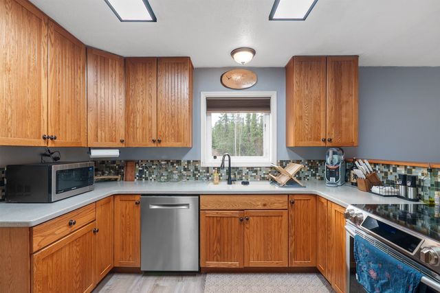 1859 JESSICA LOOP, North Pole, AK 99705