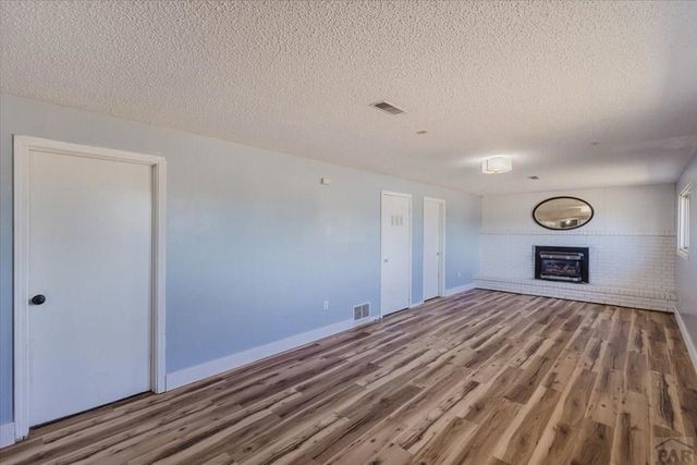 11 MacGregor Rd, Pueblo, CO 81001