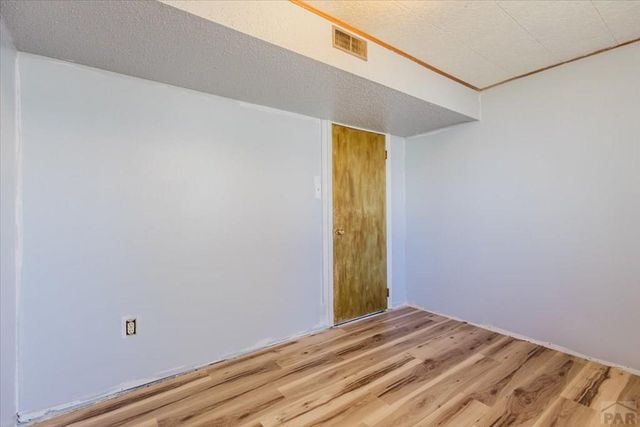 11 MacGregor Rd, Pueblo, CO 81001