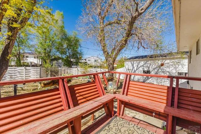 11 MacGregor Rd, Pueblo, CO 81001