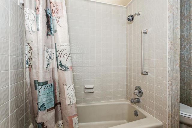 7520 E 21st St N, Wichita, KS 67226