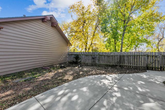 7520 E 21st St N, Wichita, KS 67226