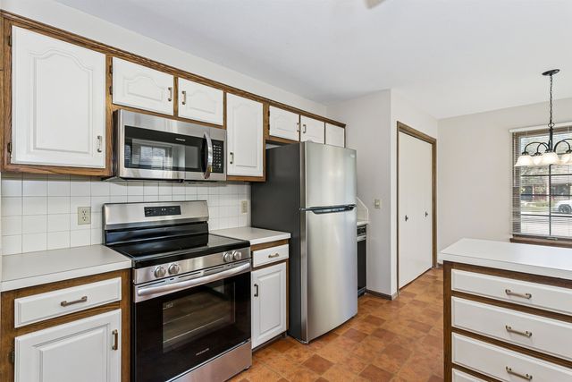 7520 E 21st St N, Wichita, KS 67226