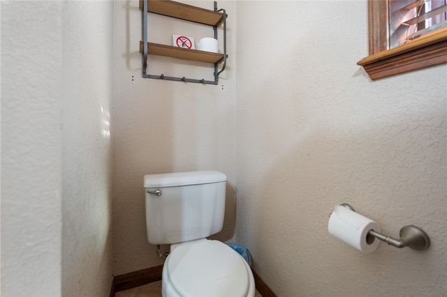 4226 Wood River Dr, Corpus Christi, TX 78410