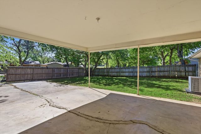 3820 Titan Trail, Denton, TX 76209