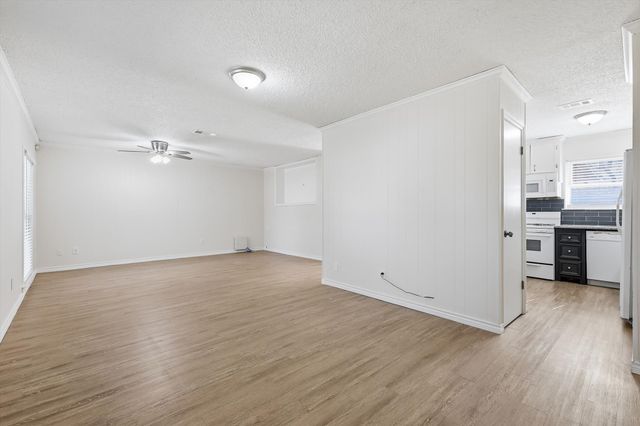 3820 Titan Trail, Denton, TX 76209