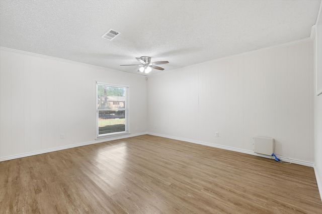 3820 Titan Trail, Denton, TX 76209