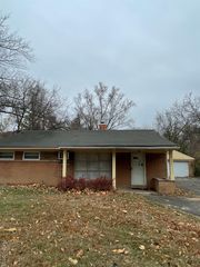 25292 Orchard Grove Street, Southfield, MI 48033