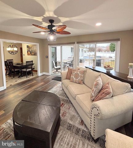 12 LIBERTY CT, Berlin, NJ 08009