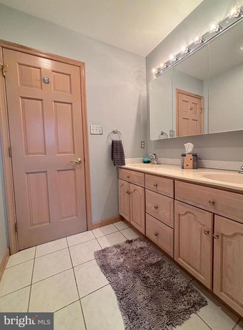 12 LIBERTY CT, Berlin, NJ 08009