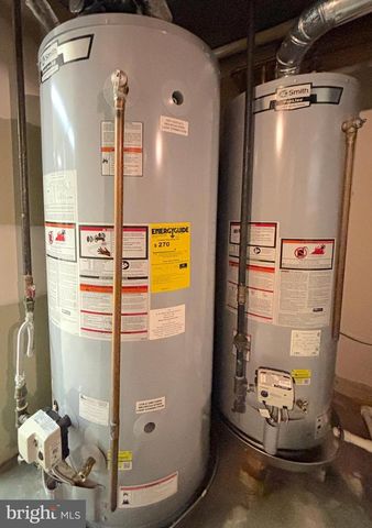 12 LIBERTY CT, Berlin, NJ 08009