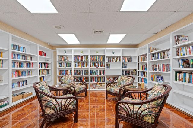 123 Lake Carol Drive, West Palm Beach, FL 33411