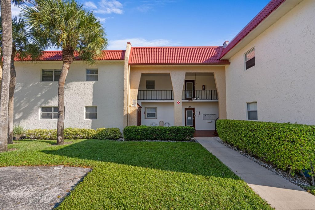 123 Lake Carol Drive, West Palm Beach, FL 33411