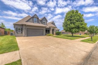14550 S Urbana Court, Bixby, OK 74008