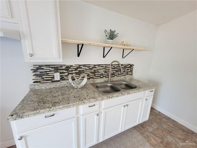 1400 Dulce Street, Donna, TX 78537