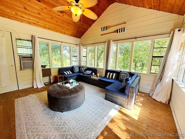 4332 W Roadrunner Drive, Hulbert, OK 74441