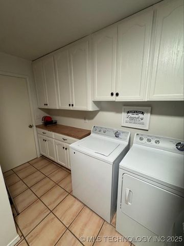 4332 W Roadrunner Drive, Hulbert, OK 74441