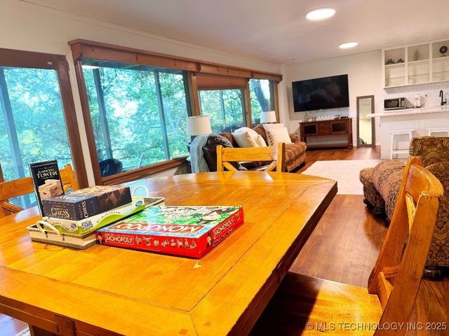 4332 W Roadrunner Drive, Hulbert, OK 74441