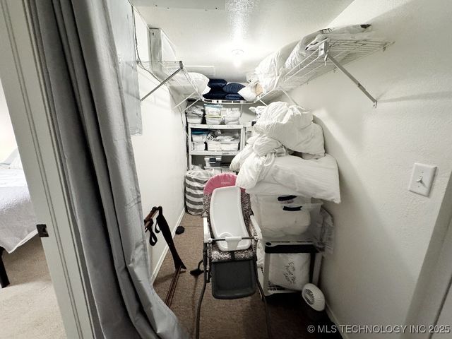 4332 W Roadrunner Drive, Hulbert, OK 74441