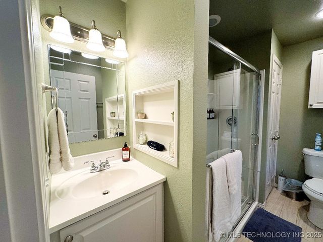 4332 W Roadrunner Drive, Hulbert, OK 74441