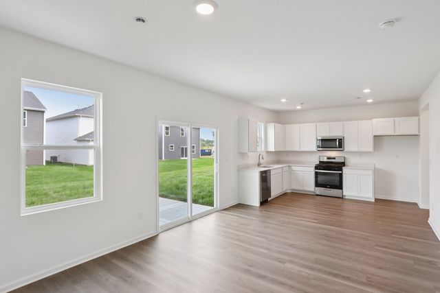 1811 Overland Drive, Plainfield, IL 60586