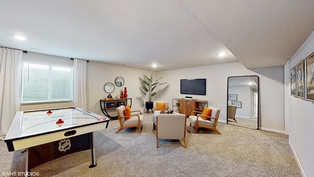 2786 Cecelia Drive, Hiawatha, IA 52233