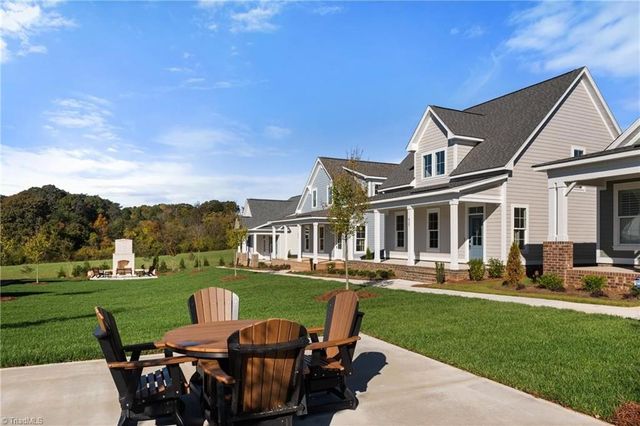 922 Eucalyptus Court, Winston-salem, NC 27106