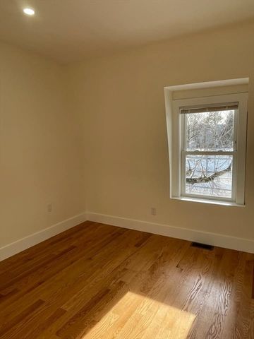 40 Vernon 40, Somerville, MA 02145