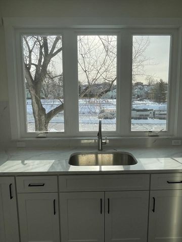 40 Vernon 40, Somerville, MA 02145