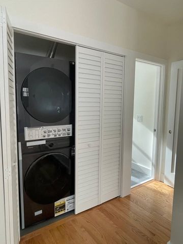 40 Vernon 40, Somerville, MA 02145