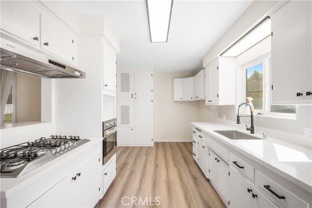 734 E Alwood, West Covina, CA 91790