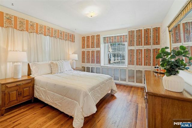 12 Bancroft Place, Fair Lawn, NJ 07410
