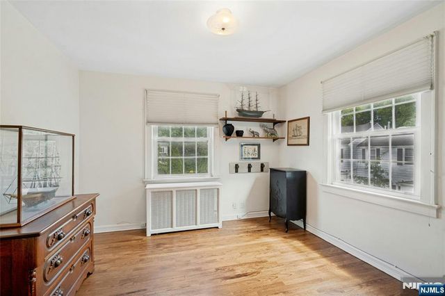 12 Bancroft Place, Fair Lawn, NJ 07410
