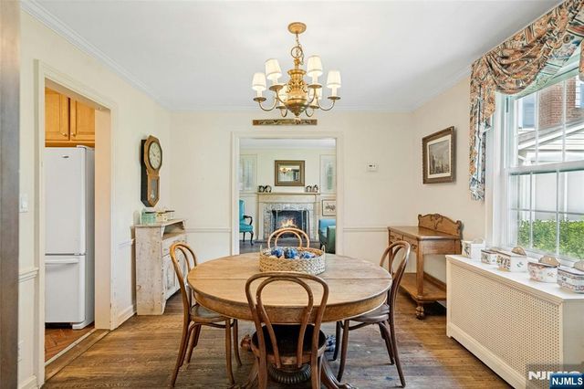 12 Bancroft Place, Fair Lawn, NJ 07410