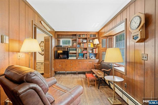 12 Bancroft Place, Fair Lawn, NJ 07410