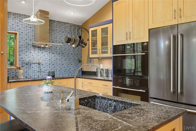 4327 Cedarvale Road, Onondaga, NY 13215