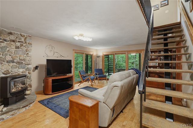4327 Cedarvale Road, Onondaga, NY 13215