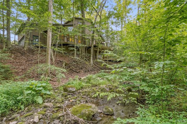 4327 Cedarvale Road, Onondaga, NY 13215