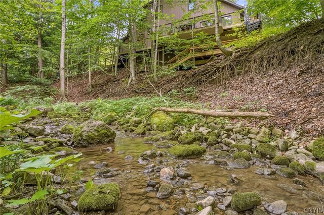 4327 Cedarvale Road, Onondaga, NY 13215