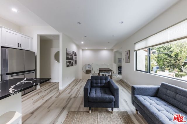 9024 Phyllis Avenue B, West Hollywood, CA 90069